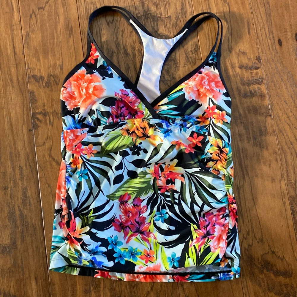 Women's swim tankini